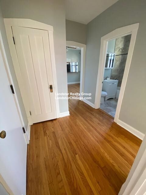 Building Photo - 3224 N Karlov Ave
