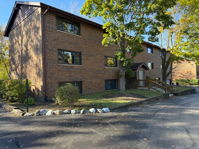 Foto del edificio - Stone Edge Apartments
