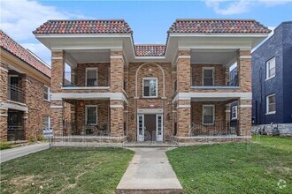 Building Photo - 2729 Campbell St