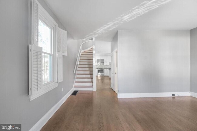 Foto del edificio - 40 W Southampton Ave