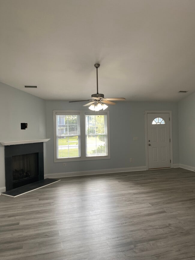 Building Photo - 112 Northbrook Dr