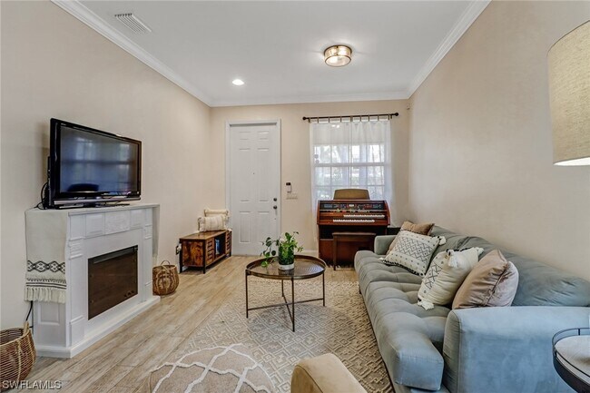 Building Photo - 9717 Heatherstone River Ct