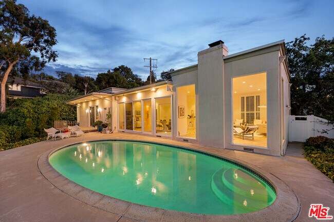 Foto del edificio - 3340 Scadlock Ln