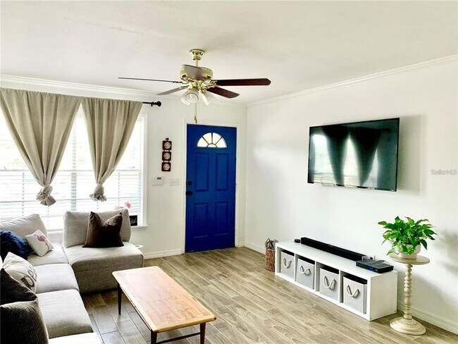 Foto del edificio - 2352 Fletchers Point Cir