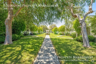 Building Photo - 1206 E Glenoaks Blvd