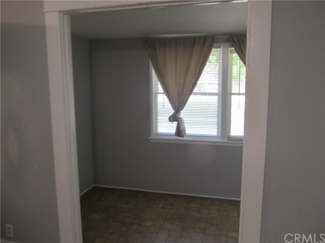 Foto del edificio - 616 W Chapman Ave