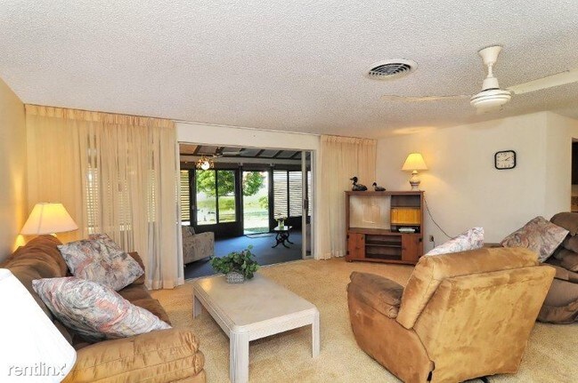 Building Photo - 3 br, 2 bath House - 91 Rotonda Circle