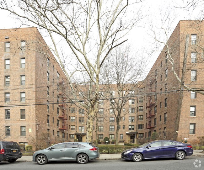 Foto del edificio - 140-33 34th Ave