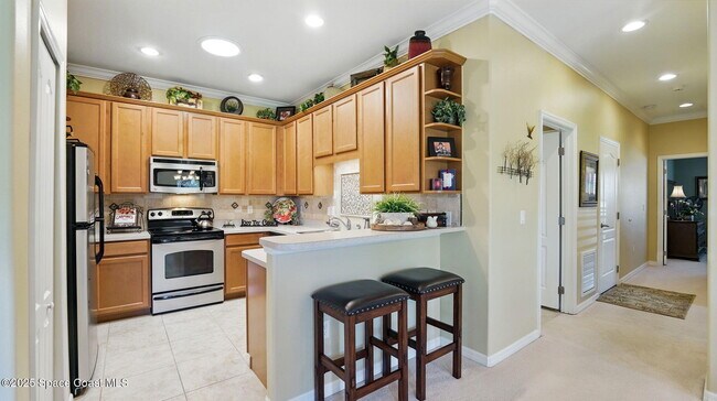 Foto del edificio - 3401 Funston Cir