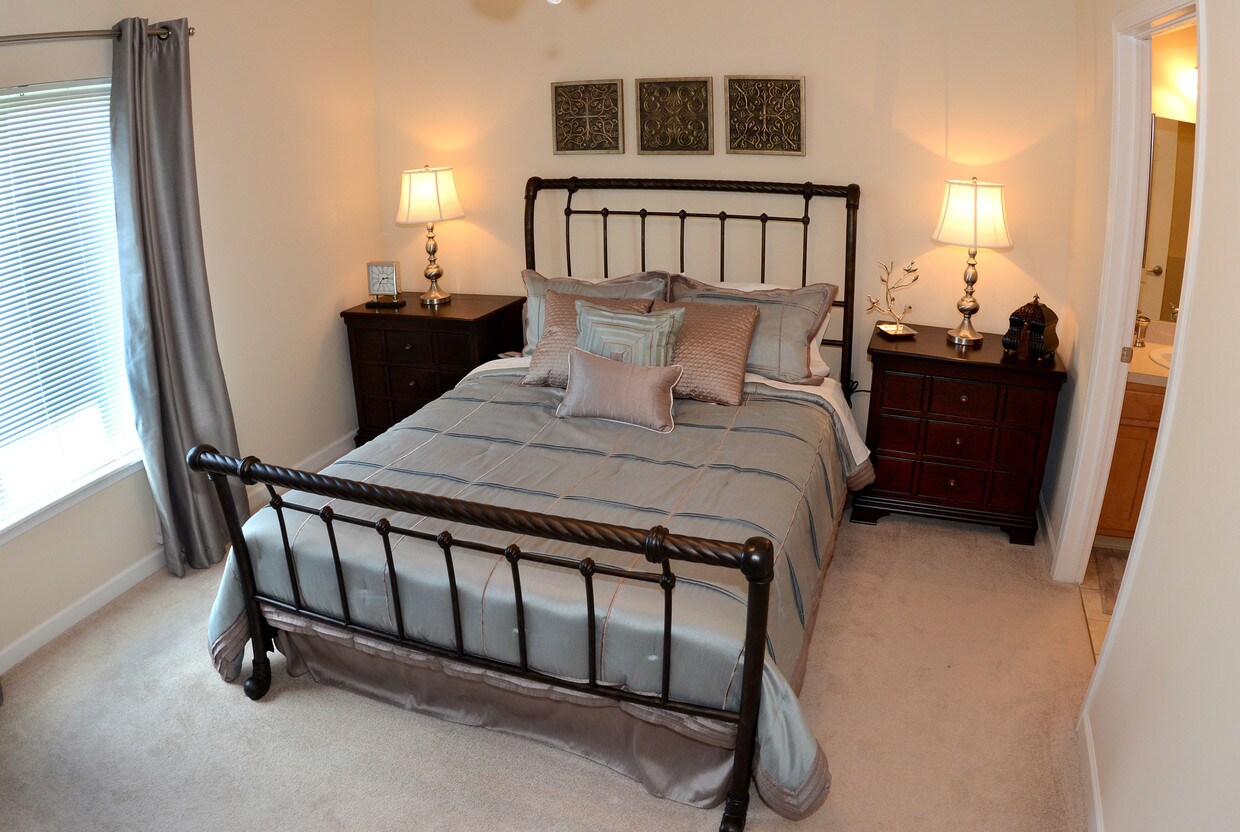 Redwood North Ridgeville Bagley Road Apartments in North Ridgeville