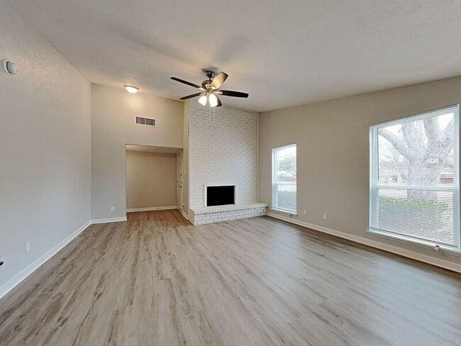 Building Photo - 5048 S Colony Blvd