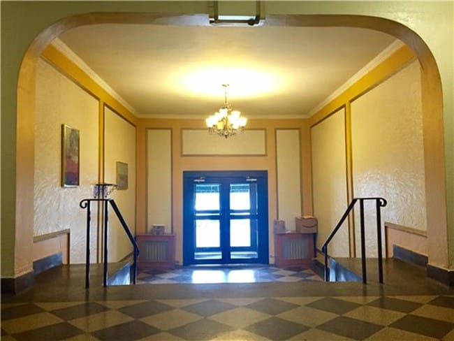 Foto del edificio - 6 West Ave