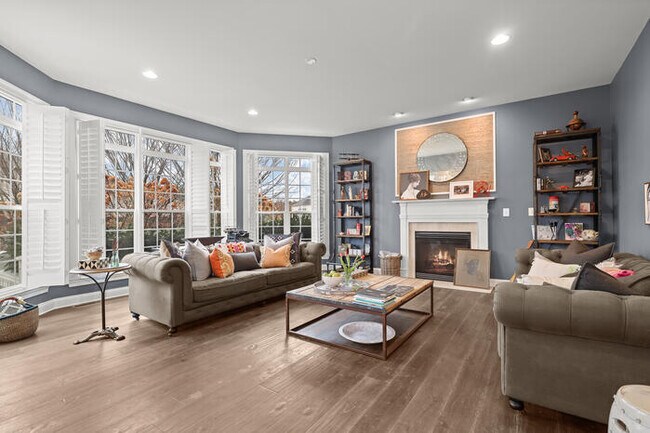 Foto del edificio - 2520 Stone Cliff Dr
