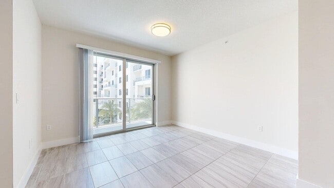 Interior Photo - Griffis Pompano Beach