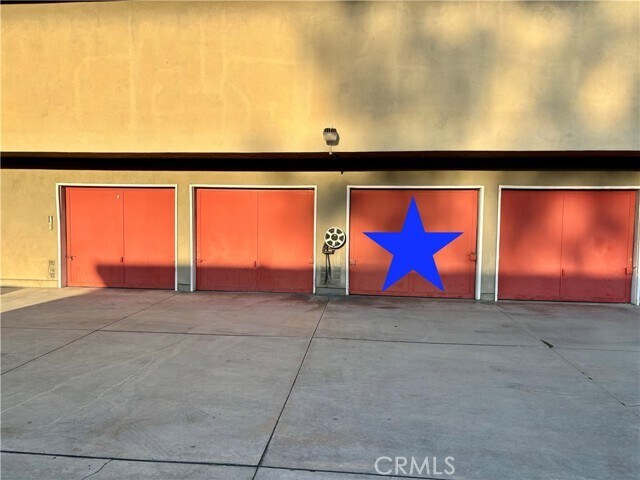Foto del edificio - 16971 Hoskins Lane