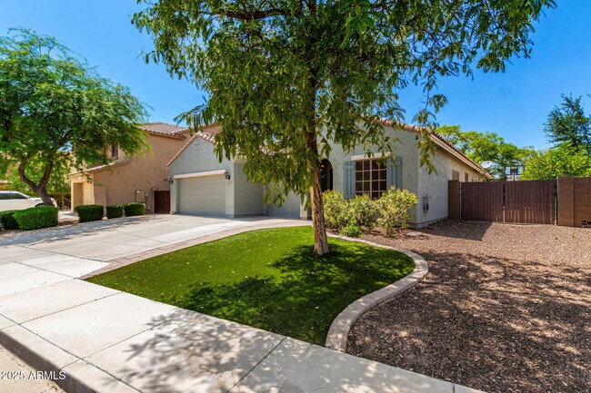 Building Photo - 27112 N 56th Dr