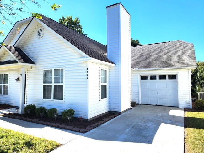 Building Photo - NORTHCHASE