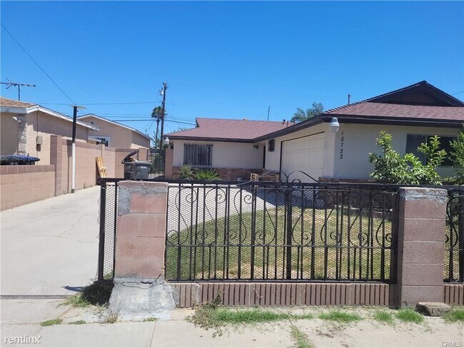 Foto del edificio - 3 br, 2 bath House - 18722 Jersey Ave