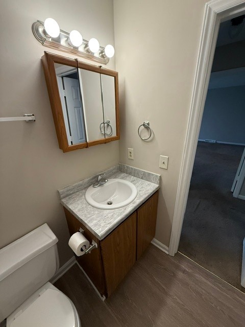 Building Photo - 906 Midwood Dr