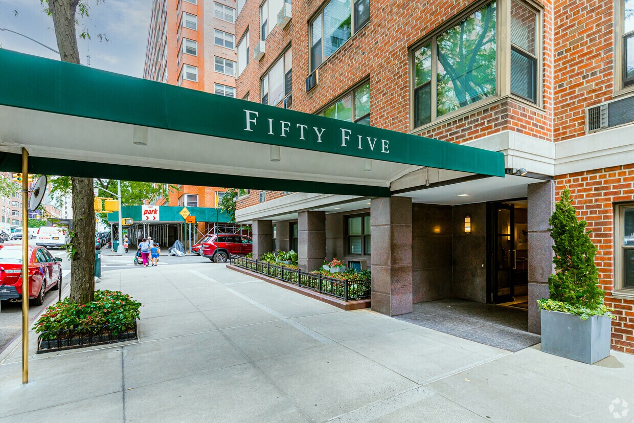Riverview South - 55 East End Ave New York, NY 10028 | Apartments.com