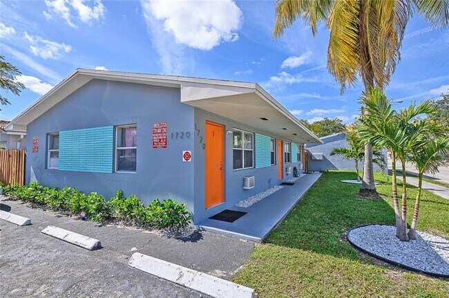 Foto del edificio - 1720 NE 13th St