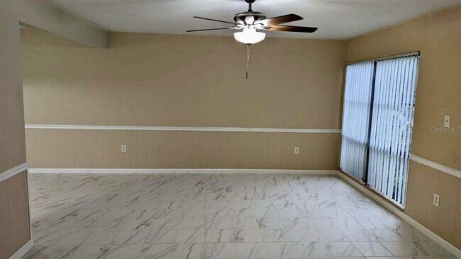 Foto del edificio - 2811 SW Archer Rd