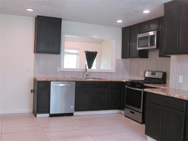 Foto del edificio - 66 Ranch House Loop