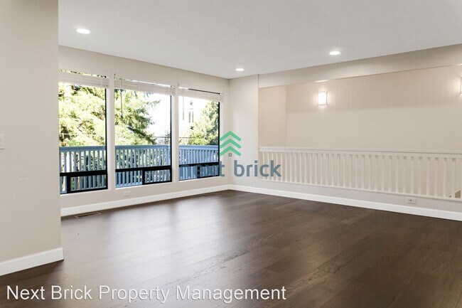Building Photo - 5 br, 3 bath House - 16183 SE 42nd St