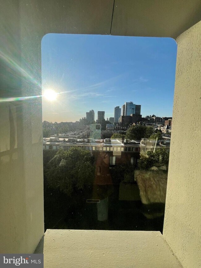 Foto del edificio - 210 Locust St