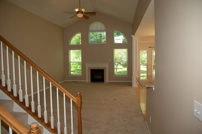 Building Photo - 12584 Autumn Gate Way