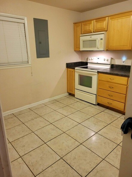 Primary Photo - 1505 Hudson St