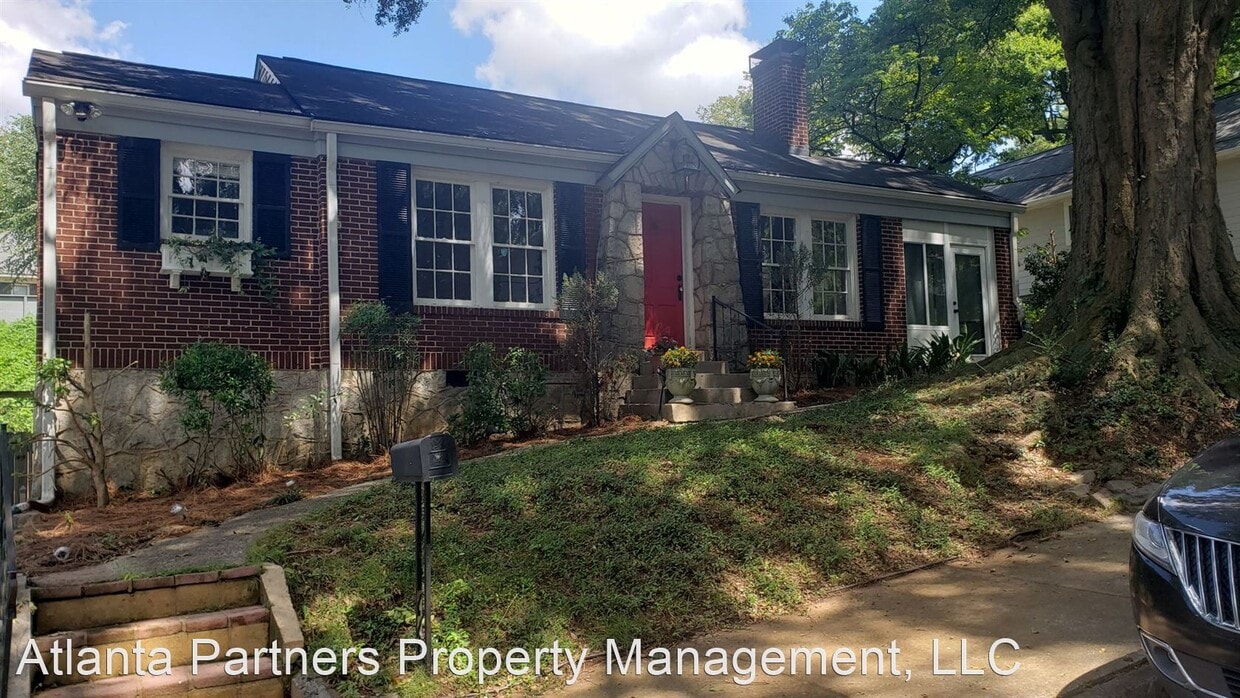 Primary Photo - 2 br, 1 bath House - 470 Kendrick Ave SE