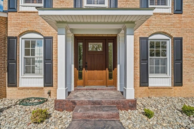Building Photo - 7375 Freestate Dr