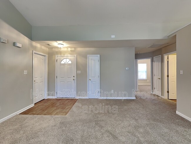 Building Photo - 2152 Burton Run Rd