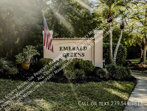 Building Photo - 732 Woodshire Ln