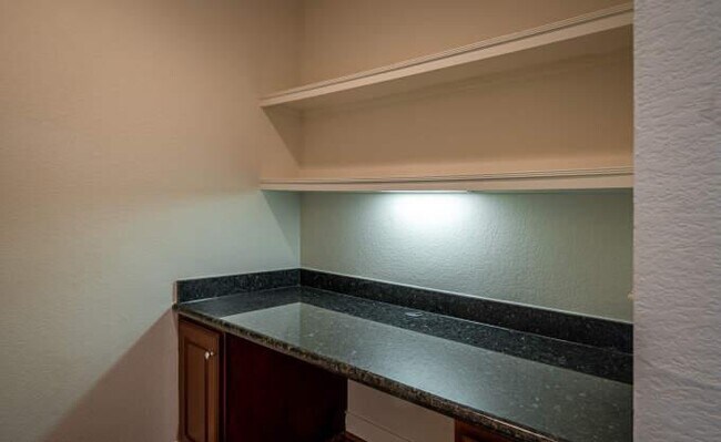 Building Photo - 1 bedroom in Houston TX 77007