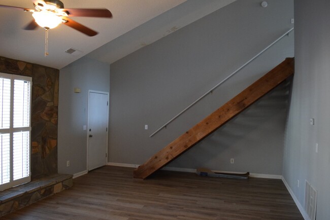 Foto del edificio - 272 Toweridge Dr SW