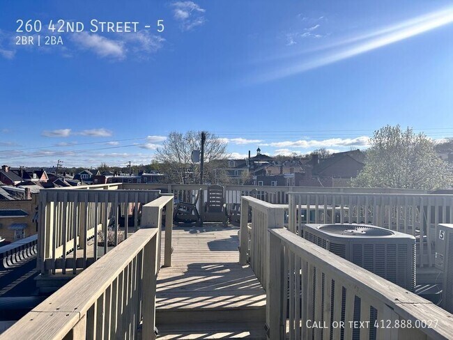 Foto del edificio - 260 42nd St