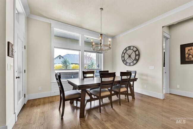Eating Space - 2962 S Bergman Way
