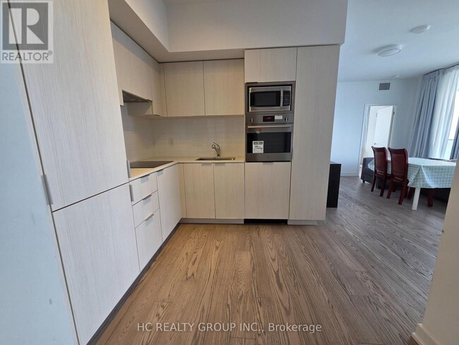 Building Photo - 11 Wellesley St W