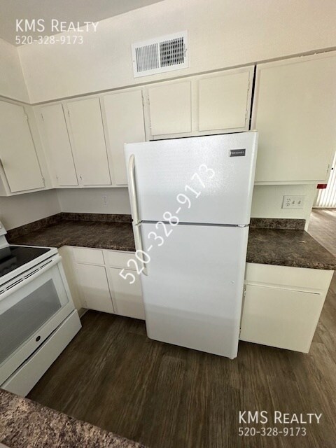 Building Photo - 2 Bed / 1 bath - OWNER / AGENT