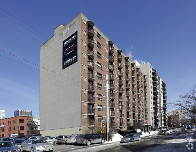 Apartments for Rent in Ottawa ON 1,084 Rentals