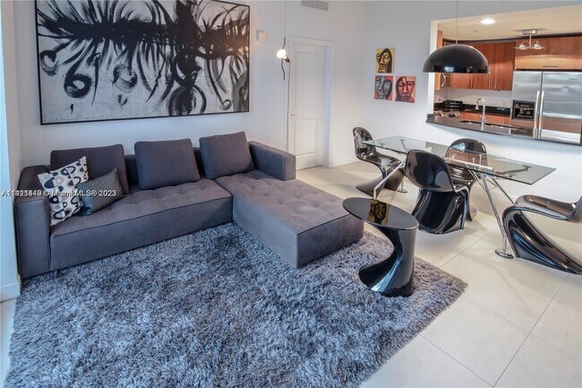 Foto del edificio - 1945 S Ocean Dr