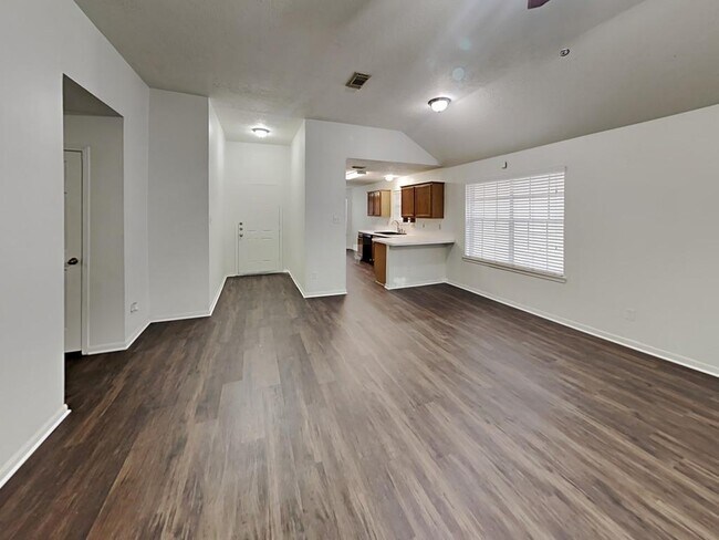 Building Photo - 16306 Jast Dr