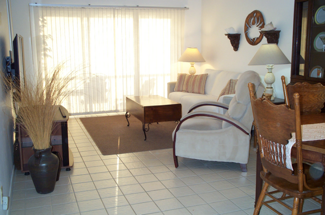 Foto del edificio - 1018 Manatee Rd