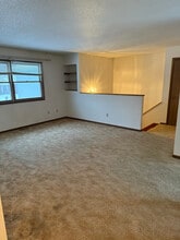 Building Photo - 510 L Hauser Rd