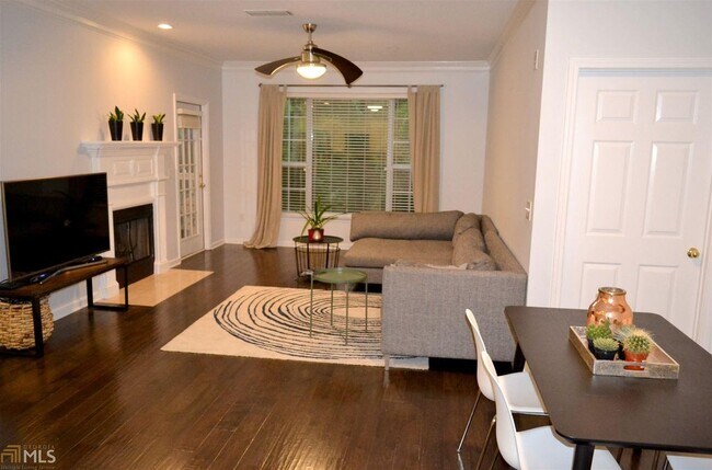 Foto del edificio - 2400 Cumberland Pkwy SE
