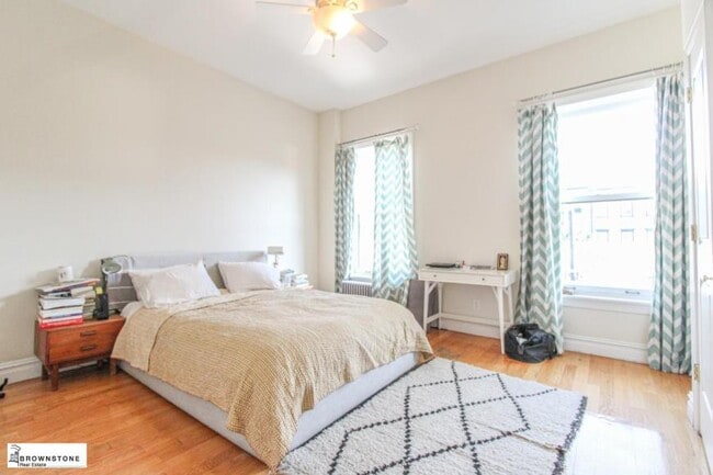 Foto del edificio - 3 bedroom in BROOKLYN NY 11231