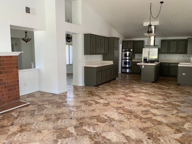 Foto del edificio - 542 Trailridge Dr