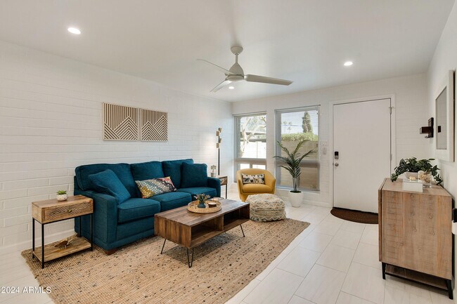 Foto del edificio - 4917 N 73rd St